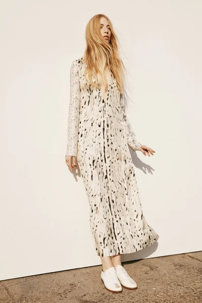 Look 18